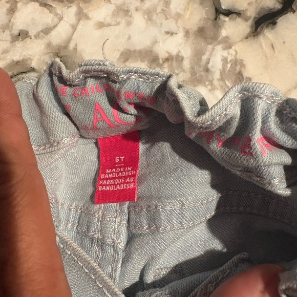 Levi's Women's Vibrant Red and Soft Blue Jeans - Picture 3 of 7